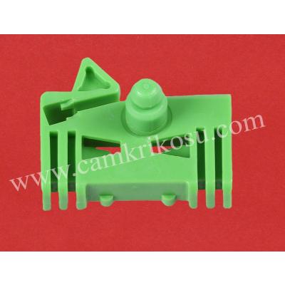 PEUGEOT 306 CAM KRİKO PLASTİĞİ ÖN SAĞ