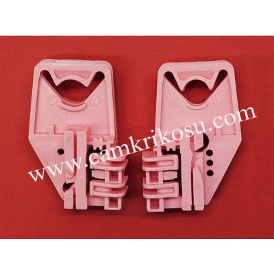 (2004-2013) SKODA OCTAVİA MK2 (OCTAVİA5-OCTAVİA A5) CAM KRİKO PLASTİĞİ ÖN SOL (OEM CODE: 1Z1837655-1Z1837461)