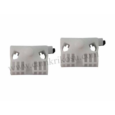 (2005-2011) RENAULT CLİO 3 CAM KRİKO PLASTİĞİ ÖN SOL (OEM CODE: 8200291145-8200291148)