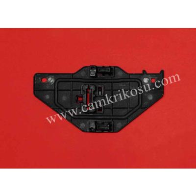 (2008->) PEUGEOT PARTNER TEPEE CAM KRİKO PLASTİĞİ ÖN SAĞ (OEM CODE: 9222EQ-9222ER)