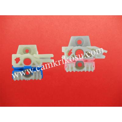 (2009-2012) VOLKSWAGEN GOLF 6 CAM KRİKO PLASTİĞİ ÖN SOL (OEM CODE: 5K0837755-5K1837729-5K0837461)