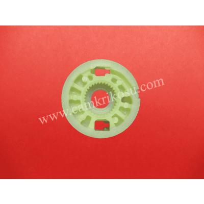 (1992-1997) VOLKSWAGEN GOLF 3 CABRİO CAM KRİKO MAKARASI ÖN SAĞ (OEM CODE: 1E0837402A-1E0837462A)