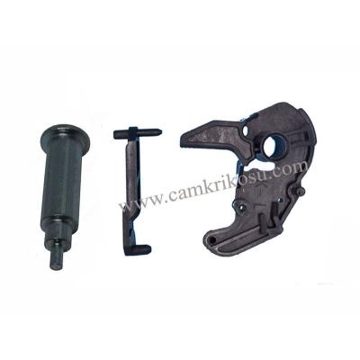 BMW E90 KİLİT PLASTİĞİ SOL + SABİTLEME PERÇİNİ (OEM CODE:51217202143-51217059967-51217154621-51217036167-51217154619-51217167065-51217167071)