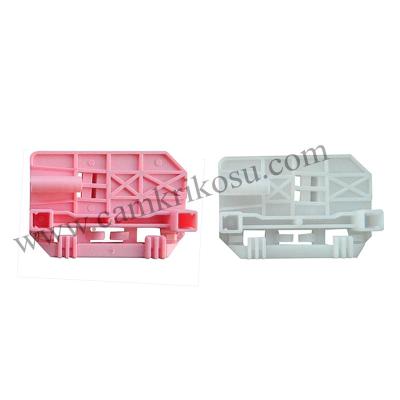 RENAULT MİDLUM (00 - >)-KERAX (97 - >)-PREMİUM I-II (96 - >) CAM KRİKO PLASTİĞİ SOL (OEM CODE: 5010301993-7422189860-7482897193)
